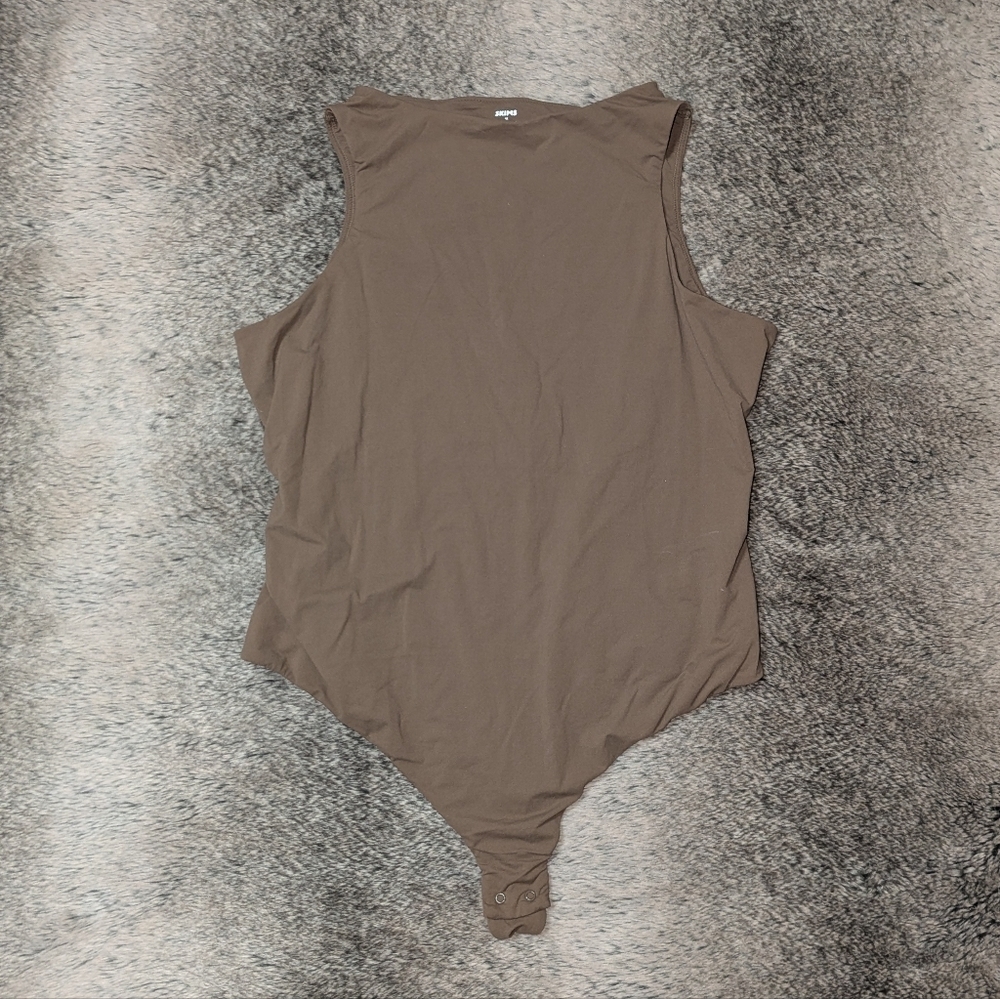SKIMS Fits Everybody High-Neck Thong Bodysuit Cocoa Brown Women's 4X - Picture 3 of 6